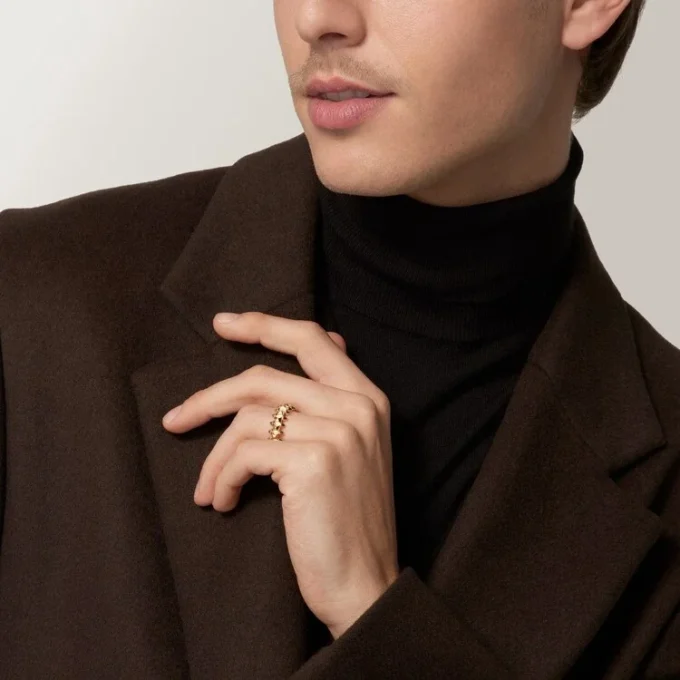 Clash De Cartier Yüzük, Orta Model