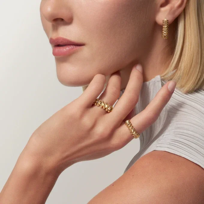Clash De Cartier Yüzük, Orta Model