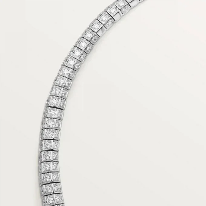 Faune Et Flore De Cartier Kolye, Paved