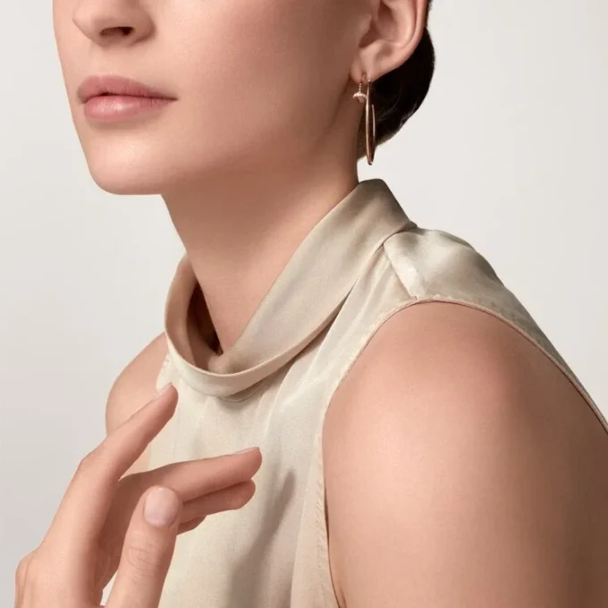 Juste Un Clou Küpeler – Pembe Altın, Pırlanta – Cartier
