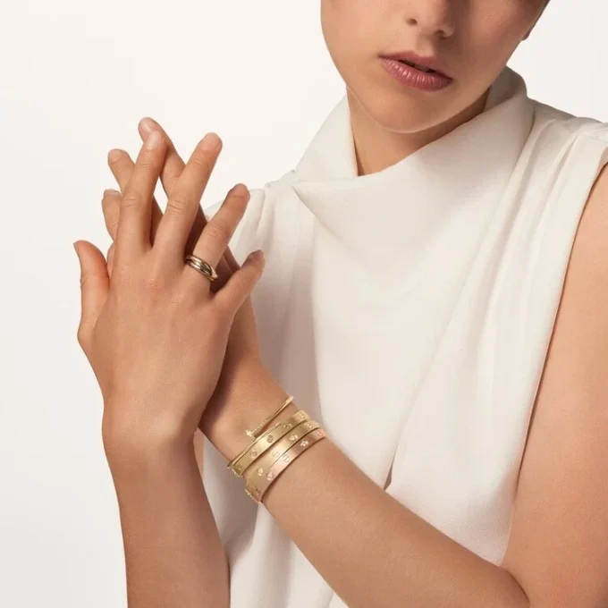 Love Bilezik, Klasik Model, Fırçalanmış, 4 Pırlanta