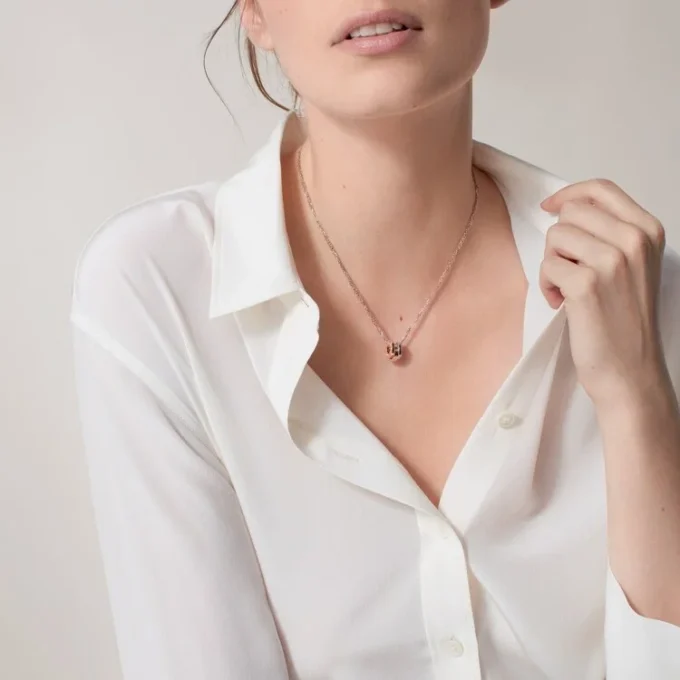 Love Kolye, 6 Pırlanta – Pembe Altın, Beyaz Altın, Pırlanta – Cartier