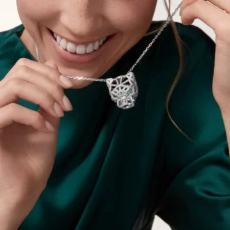 Panthere De Cartier Kolye – Beyaz Altın, Zümrütler, Elmaslar, Oniks – Cartier