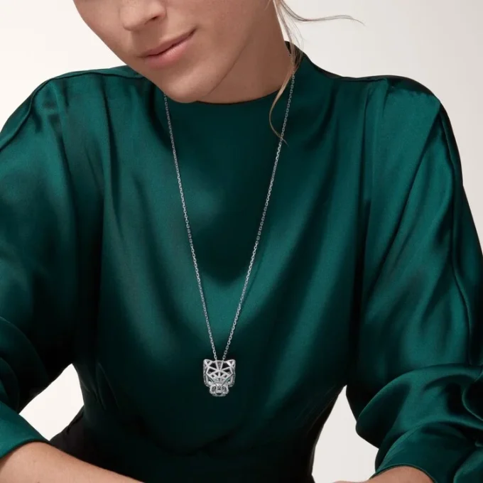 Panthere De Cartier Kolye – Beyaz Altın, Zümrütler, Elmaslar, Oniks – Cartier Panthere De Cartier Kolye – Beyaz Altın, Zümrütler, Elmaslar, Oniks – Cartier