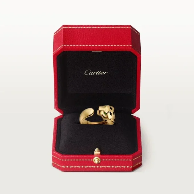 Panthere De Cartier Sarı Altın ve Oniks Yüzük | Cartier ABD Panthere De Cartier Sarı Altın ve Oniks Yüzük | Cartier ABD