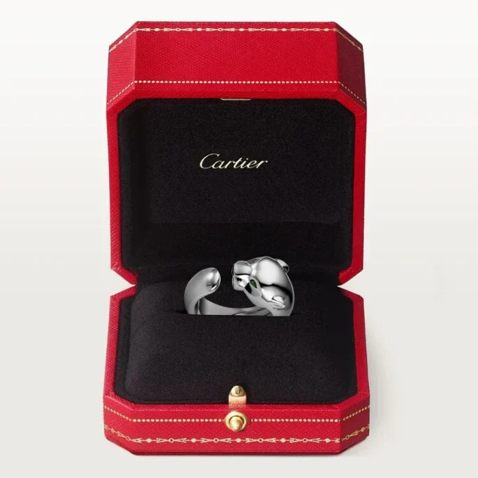 Panthere De Cartier Yüzük – Beyaz Altın, Tsavorite Garnetler, Oniks – Cartier