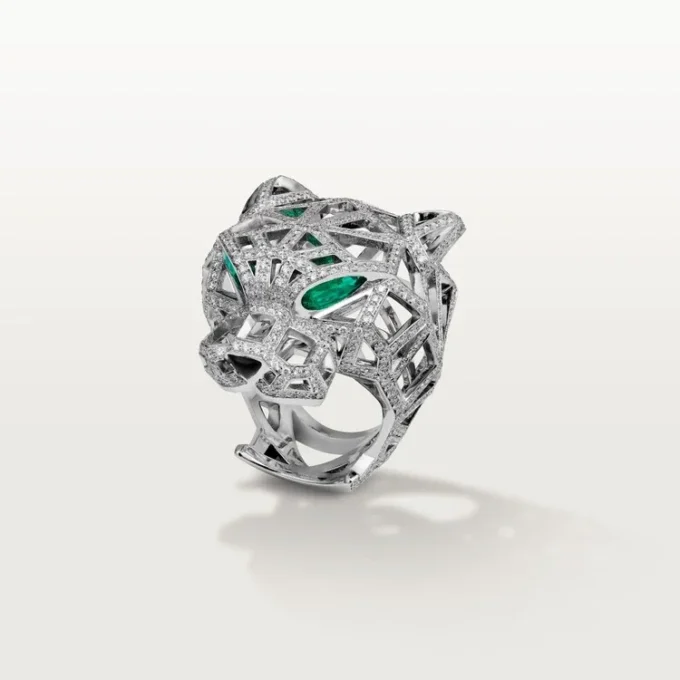 Panthere De Cartier Yüzük – Beyaz Altın, Zümrütler, Oniks, Pırlantalar – Cartier