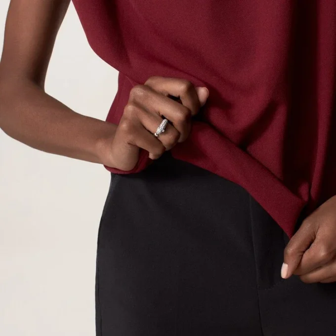 Panthere De Cartier Yüzük – Beyaz Altın, Zümrütler, Oniks, Pırlantalar – Cartier