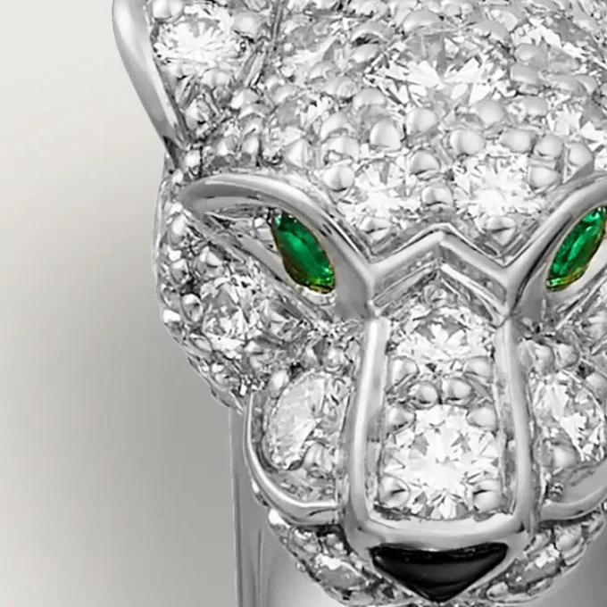 Panthere De Cartier Yüzük – Beyaz Altın, Zümrütler, Oniks, Pırlantalar – Cartier