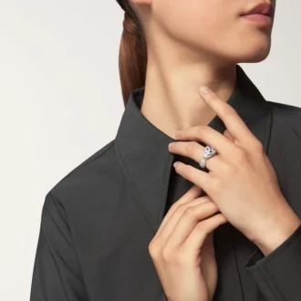 Panthere De Cartier Yüzük, Orta Model, Yarım Paved