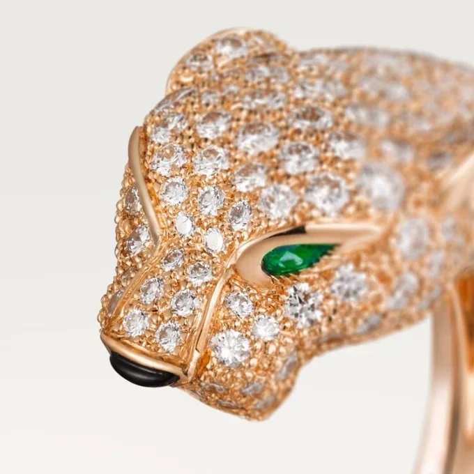 Panthere De Cartier Yüzük – Pembe Altın, Pırlanta, Zümrüt, Oniks – Cartier