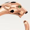 Panthere De Cartier Yüzük – Pembe Altın, Tsavorit Garnetler, Oniks – Cartier