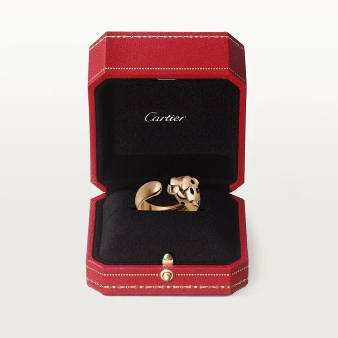 Panthere De Cartier Yüzük – Pembe Altın, Tsavorit Garnetler, Oniks – Cartier